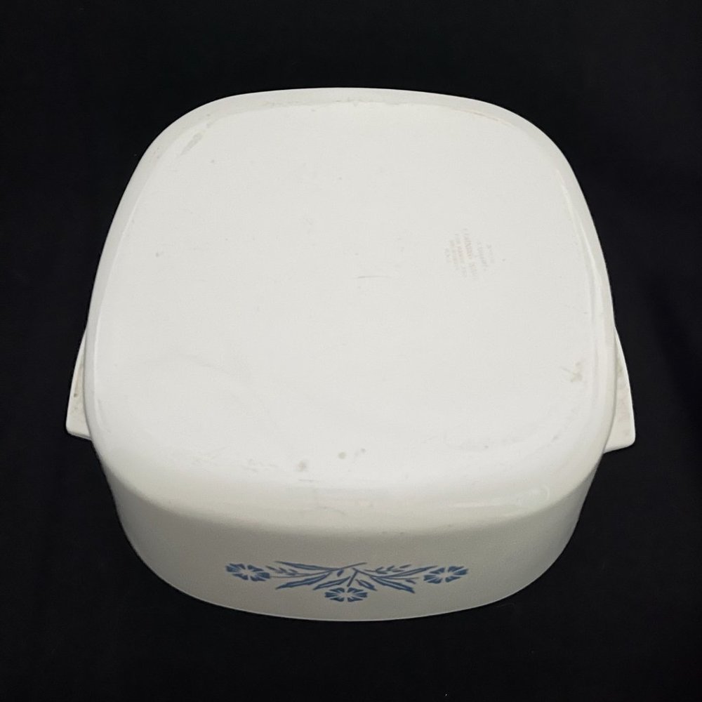 🎉🎉Reduced🎉🎉Vintage CorningWare ‘Cornflower’ Deep Casserole Dish - Picture 3 of 5